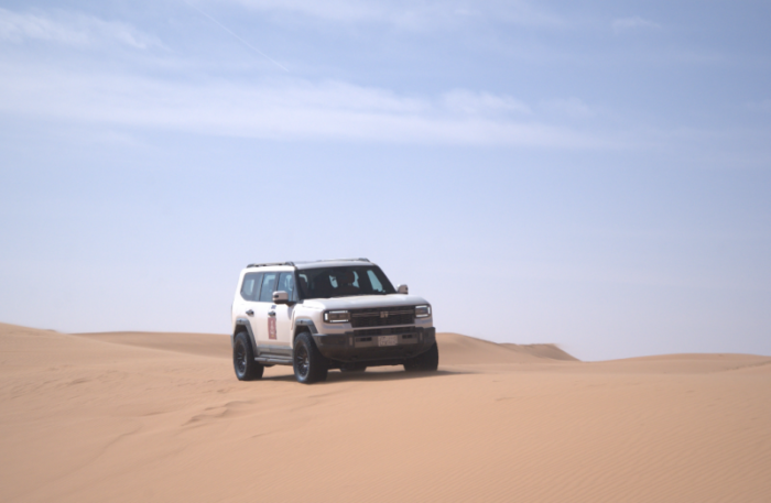 纵横G700勇闯达喀尔以极限试炼筑牢中国豪华越野新高度